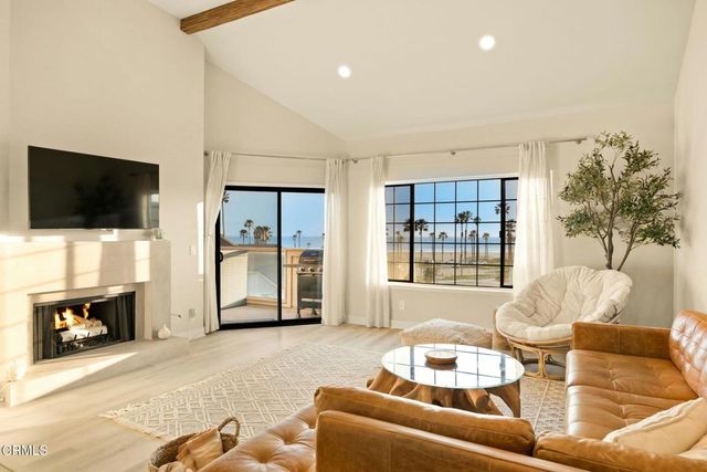 570 Terrace View Place, Port Hueneme, CA 93041