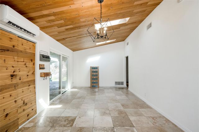 2404 Barton SKWY, Austin, TX 78704