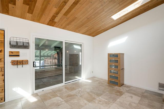 2404 Barton SKWY, Austin, TX 78704