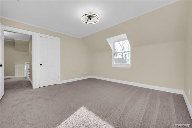 16121 Rosemont Avenue, Detroit, MI 48219