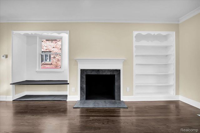 16121 Rosemont Avenue, Detroit, MI 48219