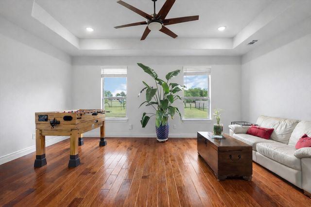 112 Knob Court, Springtown, TX 76082