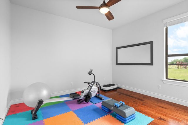 112 Knob Court, Springtown, TX 76082