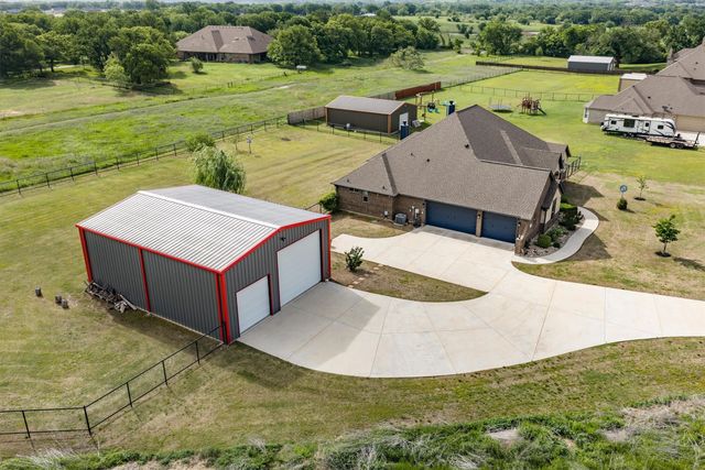 112 Knob Court, Springtown, TX 76082