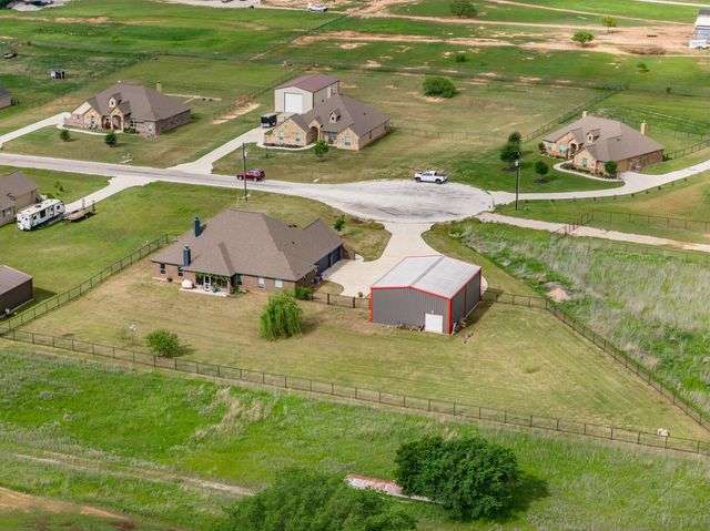112 Knob Court, Springtown, TX 76082