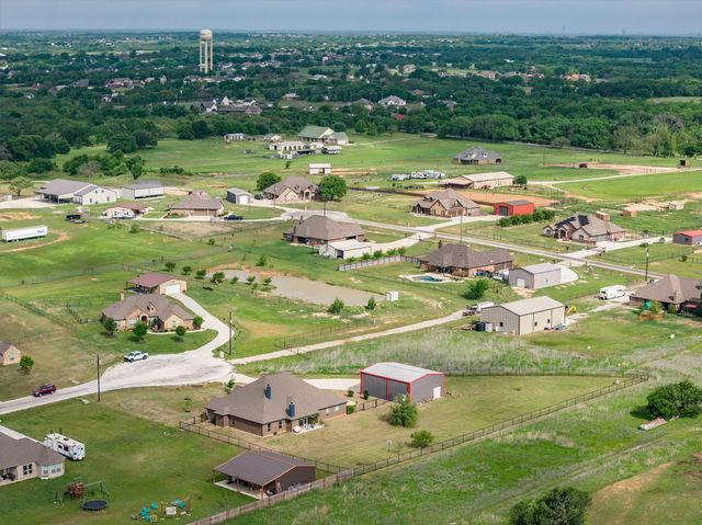 112 Knob Court, Springtown, TX 76082