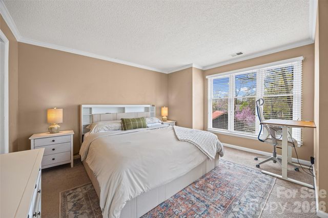 308 Queens Road 17, Charlotte, NC 28204