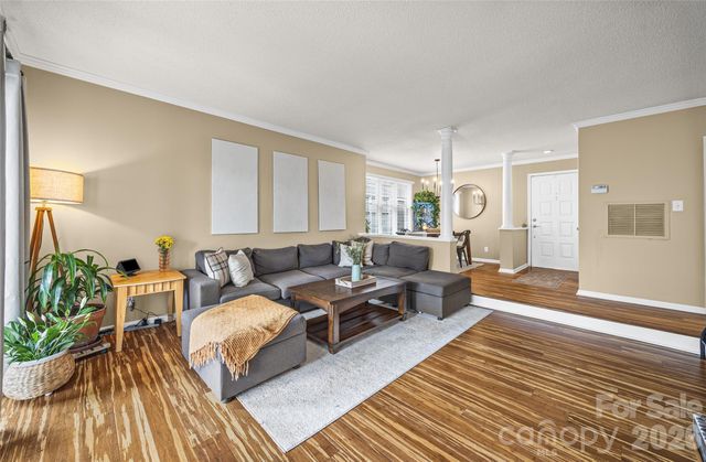 308 Queens Road 17, Charlotte, NC 28204