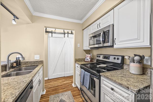 308 Queens Road 17, Charlotte, NC 28204