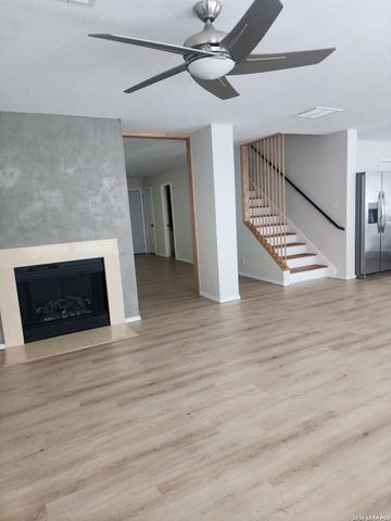 126 AGENCY OAKS, San Antonio, TX 78249
