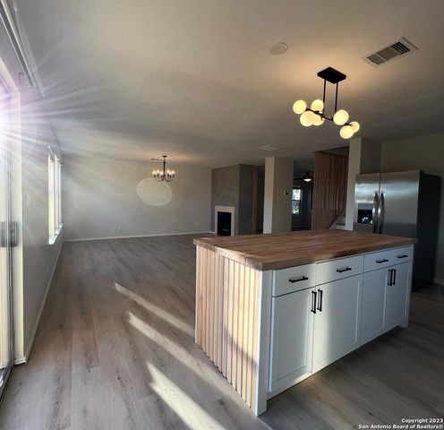 126 AGENCY OAKS, San Antonio, TX 78249