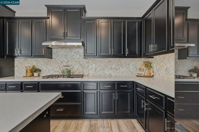 5409 Capay Valley Ln, Antioch, CA 94531