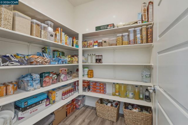 5409 Capay Valley Ln, Antioch, CA 94531