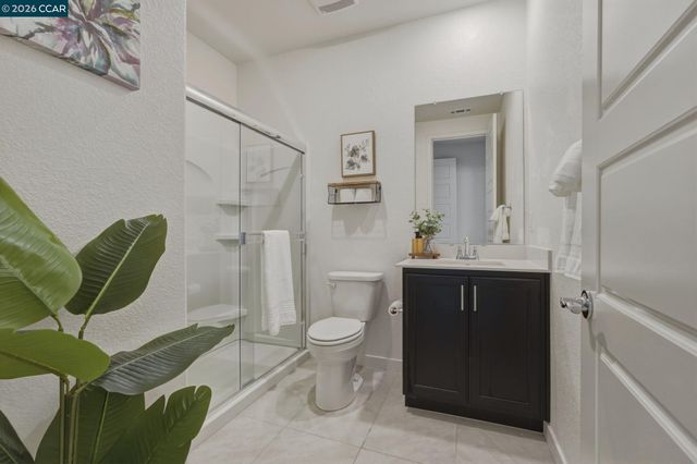 5409 Capay Valley Ln, Antioch, CA 94531