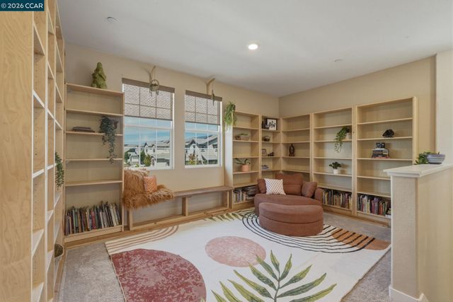 5409 Capay Valley Ln, Antioch, CA 94531