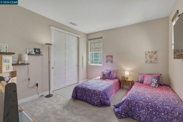 5409 Capay Valley Ln, Antioch, CA 94531