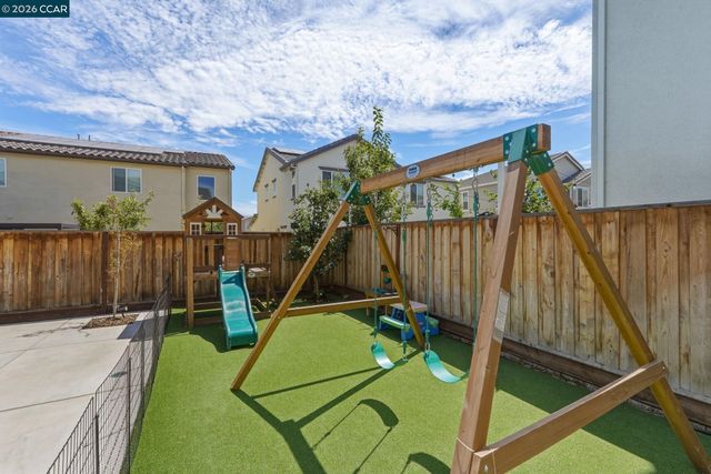 5409 Capay Valley Ln, Antioch, CA 94531