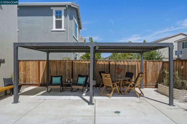 5409 Capay Valley Ln, Antioch, CA 94531
