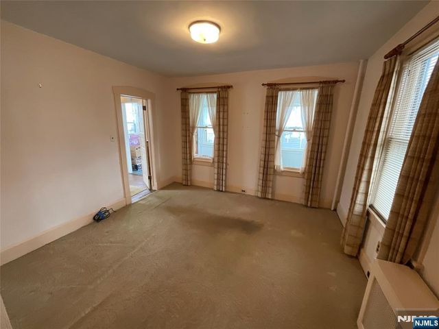 51 Gold Street, North Arlington, NJ 07031