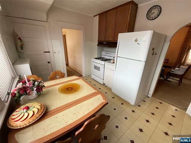 51 Gold Street, North Arlington, NJ 07031