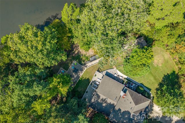 13934 Kings Carriage Lane, Charlotte, NC 28278