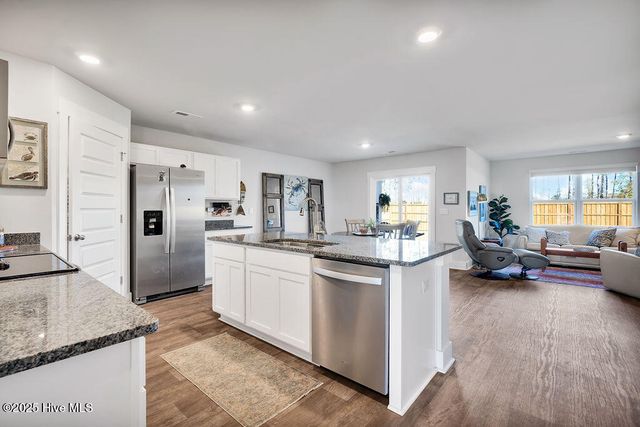 1031 Sandy Heights Loop, Leland, NC 28451