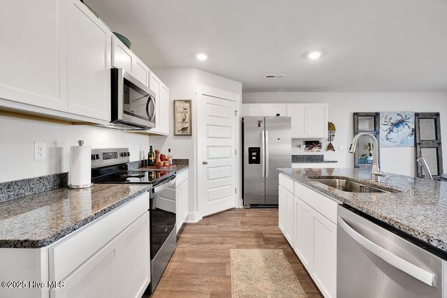 1031 Sandy Heights Loop, Leland, NC 28451