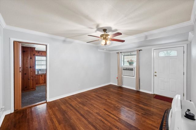 2909 W Collin Street, Corsicana, TX 75110