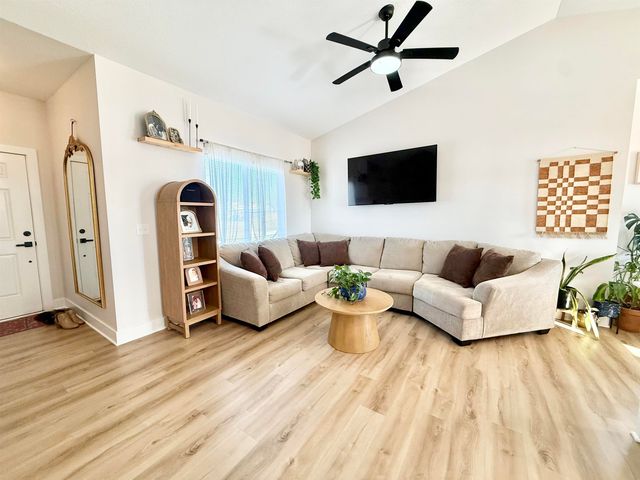 5036 S Saint Paul St, Wichita, KS 67217