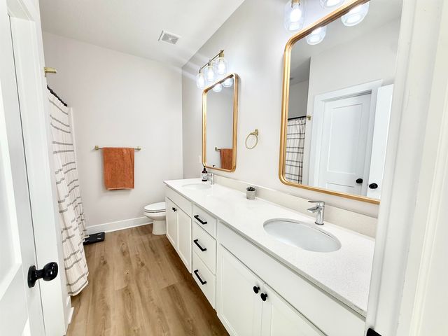 5036 S Saint Paul St, Wichita, KS 67217