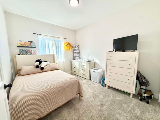 5036 S Saint Paul St, Wichita, KS 67217