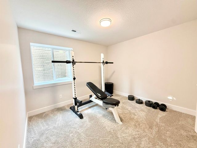 5036 S Saint Paul St, Wichita, KS 67217