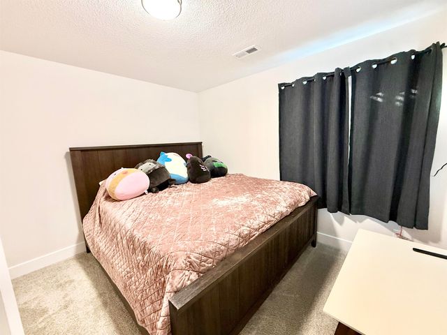 5036 S Saint Paul St, Wichita, KS 67217