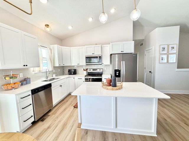 5036 S Saint Paul St, Wichita, KS 67217