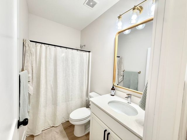 5036 S Saint Paul St, Wichita, KS 67217