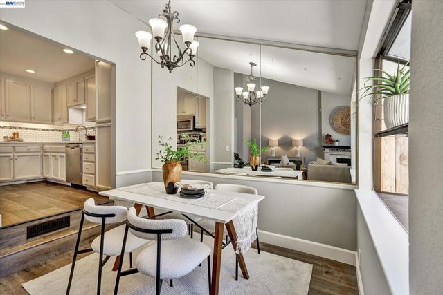 4374 Valley Ave D1, Pleasanton, CA 94566