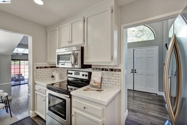 4374 Valley Ave D1, Pleasanton, CA 94566