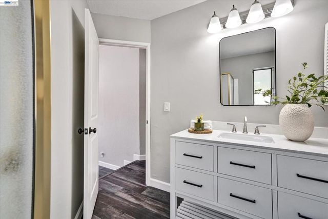 4374 Valley Ave D1, Pleasanton, CA 94566