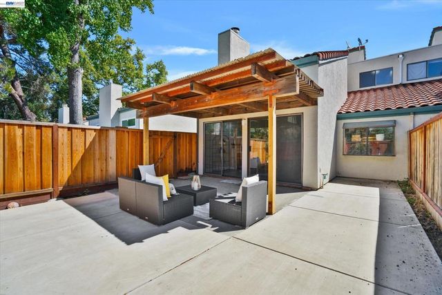 4374 Valley Ave D1, Pleasanton, CA 94566