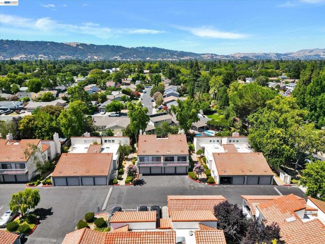 4374 Valley Ave D1, Pleasanton, CA 94566