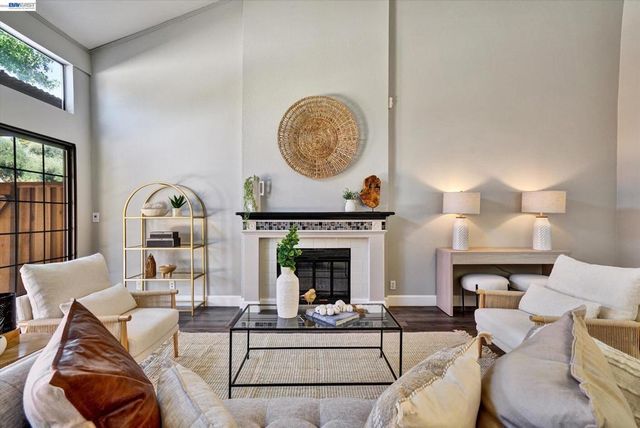 4374 Valley Ave D1, Pleasanton, CA 94566