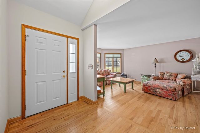 1317 PARK Place, Lake Holiday, IL 60548