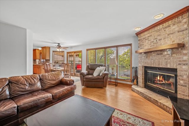 1317 PARK Place, Lake Holiday, IL 60548