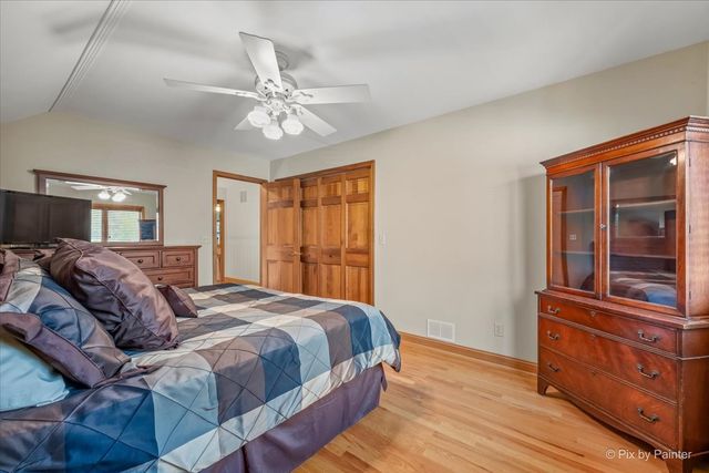 1317 PARK Place, Lake Holiday, IL 60548