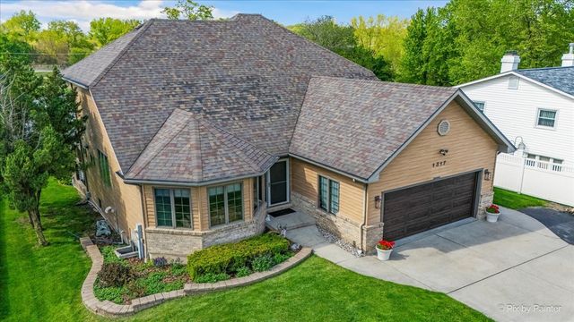 1317 PARK Place, Lake Holiday, IL 60548