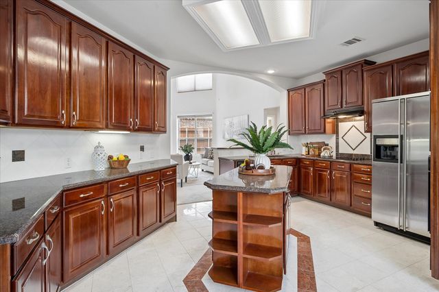 2209 Windy Ridge Court, Plano, TX 75025