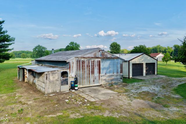 6742 E County Road 900 N, Seymour, IN 47274