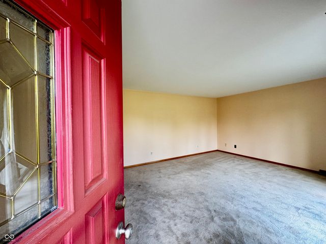 6742 E County Road 900 N, Seymour, IN 47274