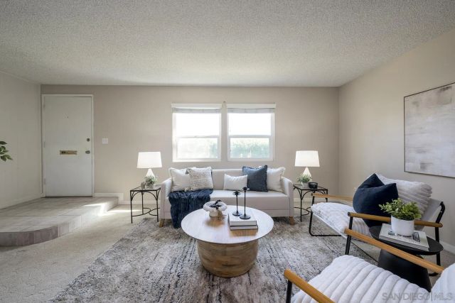 8022 Winter Gardens Blvd B, El Cajon, CA 92021