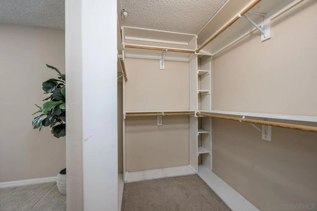 8022 Winter Gardens Blvd B, El Cajon, CA 92021